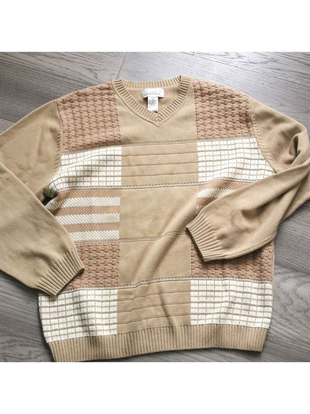 Arnold Palmer vintage grandpa v neck sweater. Size Medium. 40. EUC